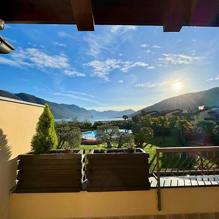 Hotel Ulivi パラーティコ エクステリア 写真