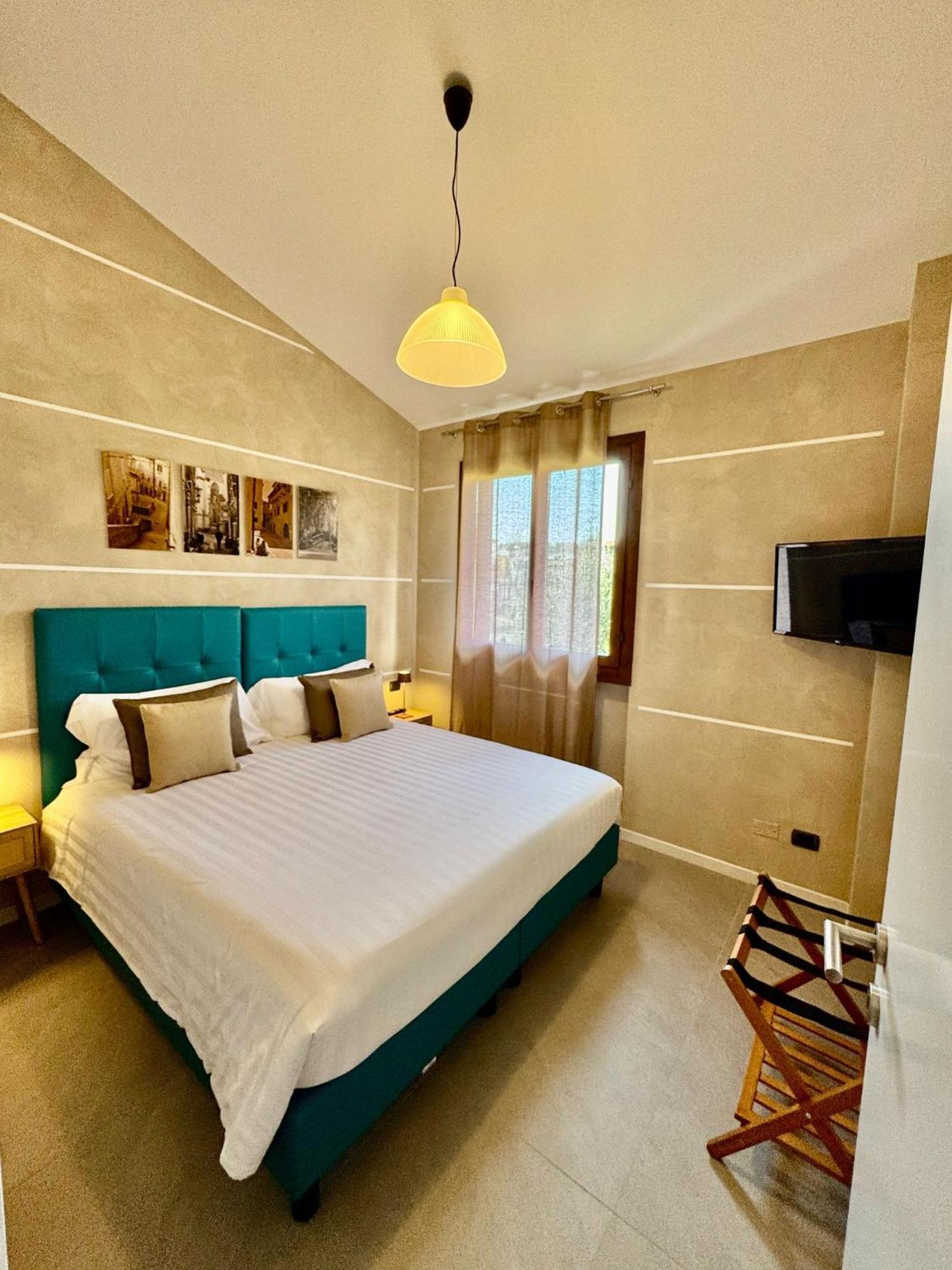 Hotel Ulivi パラーティコ エクステリア 写真